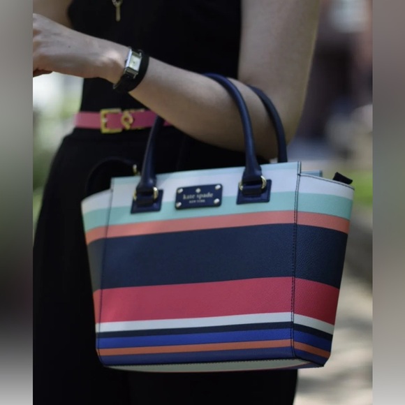 Kate Spade EUC Camryn Wellesley Tropical Stripe Coated Canvas - Picture 14 of 14